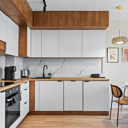 Rentplanet - Apartament Miedzynarodowa Warschau Buitenkant foto